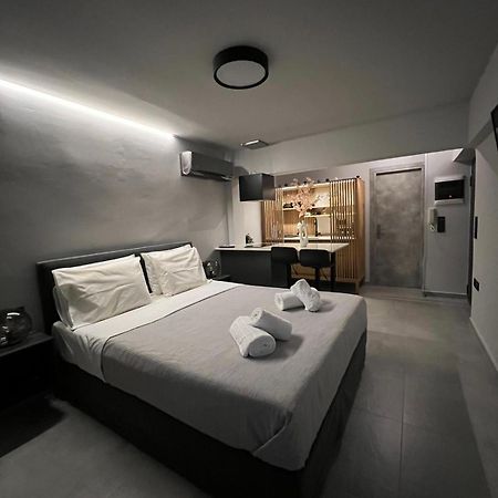 Loft Spa Greece - Enjoy Our Jacuzzi Kalamata Eksteriør billede