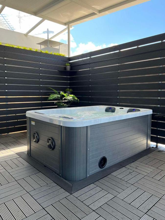 Loft Spa Greece - Enjoy Our Jacuzzi Kalamata Eksteriør billede